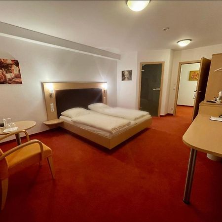 Lilton Hotel Stuttgart-Zuffenhausen Dış mekan fotoğraf