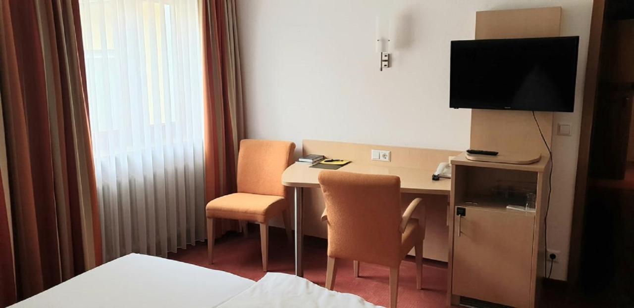 Lilton Hotel Stuttgart-Zuffenhausen Dış mekan fotoğraf